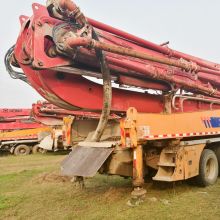 XCMG Used Cement Pump Truck HB52 Line Mini Cost Of Used Concrete Mixer Truck
